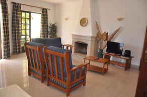 Villa in Vilamoura With Private Pool