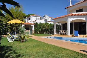 Villa in Vilamoura With Private Pool
