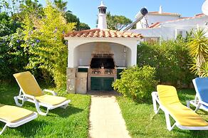Villa in Vilamoura With Private Pool