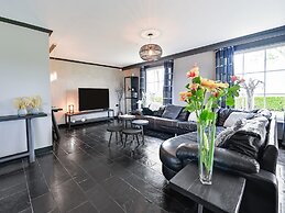 Tasteful Villa in Didam With Garden