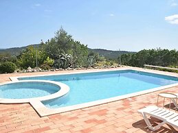 Algarve Casa With Pool