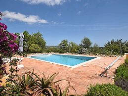 Algarve Casa With Pool