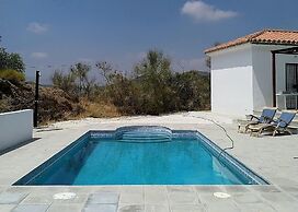 Private Pool Retreat Almogia