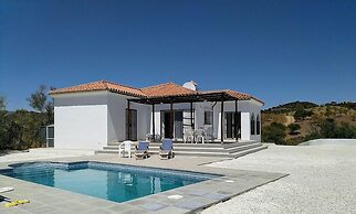 Private Pool Retreat Almogia