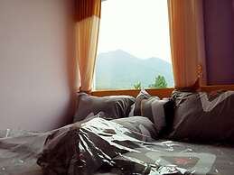 Ungu Hotel Garut