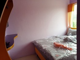 Ungu Hotel Garut