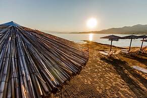 Robolla Beach Aparthotel