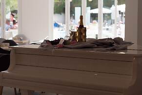 Hotel Girasol