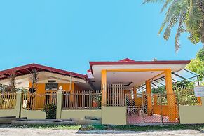 J5 Guest House & Restobar
