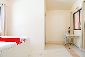 J5 Guest House & Restobar