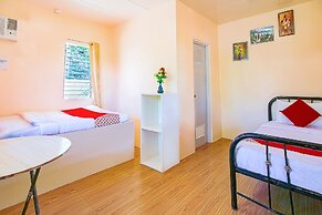 J5 Guest House & Restobar