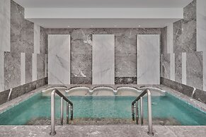 Hilton Yancheng