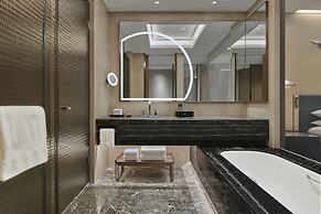 Hilton Yancheng