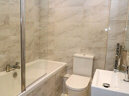 Harbourside Haven Apartment 4