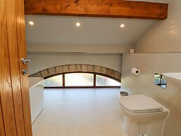 Hill Brook Barn