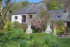Ash Cottage