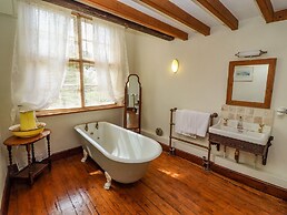 Plosh House