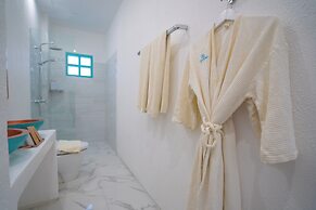 Loccal Collection Hotel