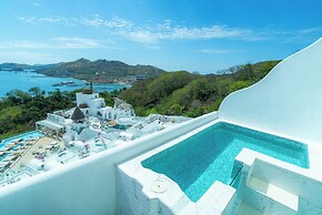 Loccal Collection Hotel