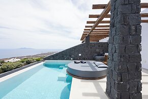 Brilliance Suites - Adults Only