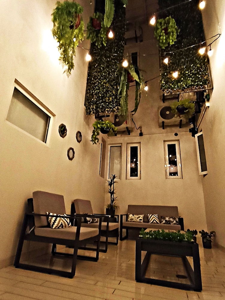 Sara N Hotel & Spa