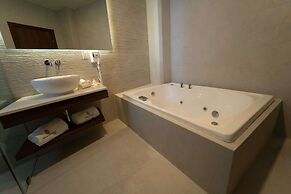Sara N Hotel & Spa