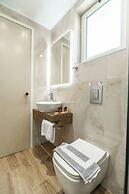 Rhoe Seaside Apartments