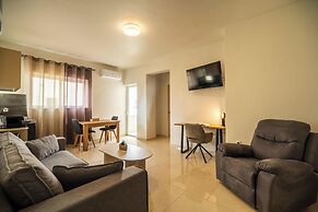 Rhoe Seaside Apartments
