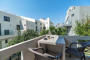 Rhoe Seaside Apartments