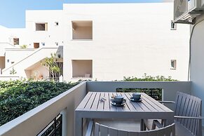 Rhoe Seaside Apartments