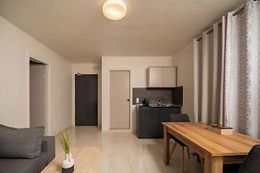 Rhoe Seaside Apartments