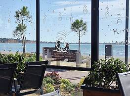 1 Bed Apartment - Sleeps 4 - Parking, Wifi
