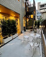 Shinjuku Warm House