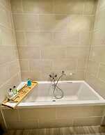 Stunning Spacious Apartment on River Ness