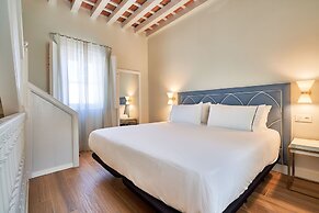Tandem Veedor De Galeras Suites