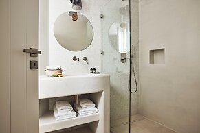 Nival Boutique Hotel