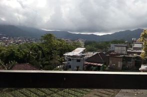 Halona Guest House