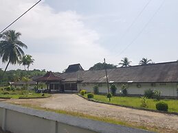 Shakti Beach Hotel & Resort