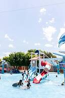 Camino Mexicano Hotel Resort