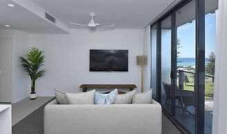 X Kirra Apartments