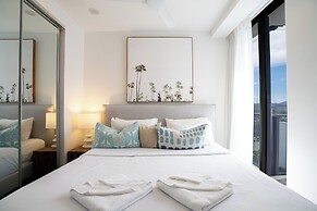 X Kirra Apartments
