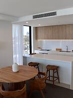 X Kirra Apartments