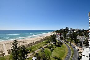 X Kirra Apartments