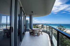X Kirra Apartments