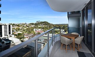 X Kirra Apartments
