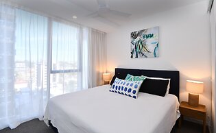 X Kirra Apartments