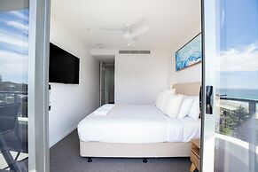 X Kirra Apartments