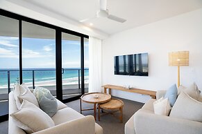 X Kirra Apartments