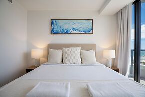 X Kirra Apartments