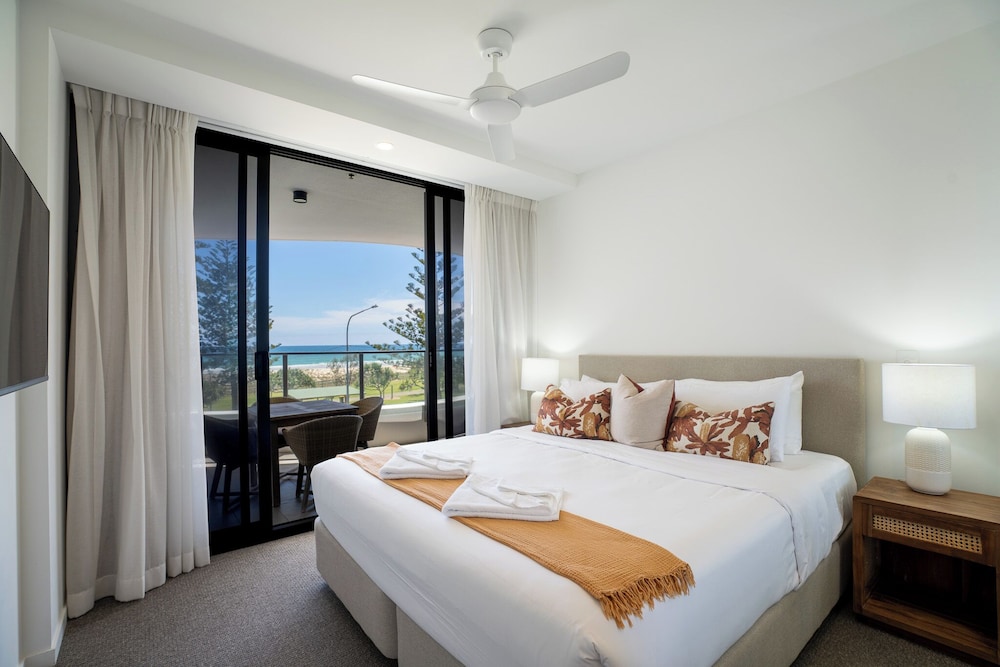 X Kirra Apartments